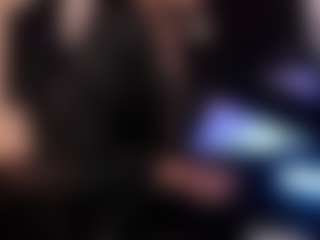 Live cam show with Eloncoxx01 - Brown Eyes on Camsoda