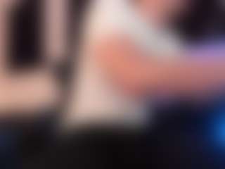 Live cam show with Eloncoxx01 - Tease on liverealitysex.com