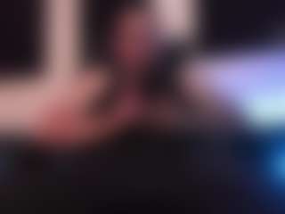 Eloncoxx01's Live Sex Cam Show