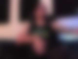 Eloncoxx01's Live Sex Cam Show