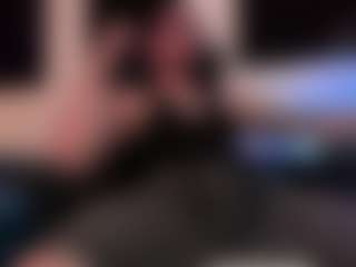 Eloncoxx01's Live Sex Cam Show