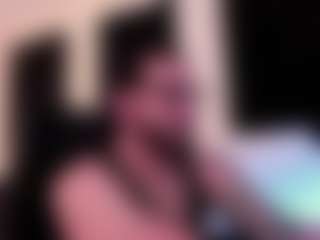 Live cam show with Eloncoxx01 - Brown Eyes on Big Tits