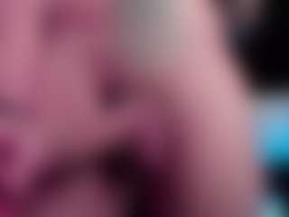 Live cam show with Eloncoxx01 - Brown Eyes on CamwithHer