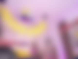 Live cam show with AmaraDavis - Moaning on Dare Cams