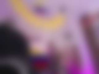 Live cam show with AmaraDavis - Oil on Livezox