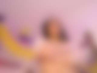 Live cam show with AmaraDavis - Student on sexylive.show