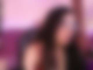 Live cam show with AmaraDavis - Glasses on StripNow