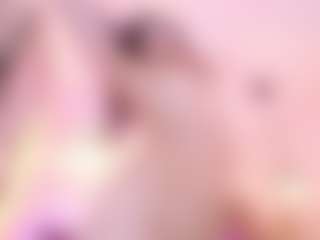 Live cam show with AmaraDavis - White on Uber Horny | colombia