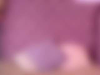 Live cam show with Amara Davis - Student on Camsoda