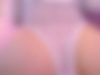 Live cam show with Amara Davis - Cum In Pussy on xblisslive.com