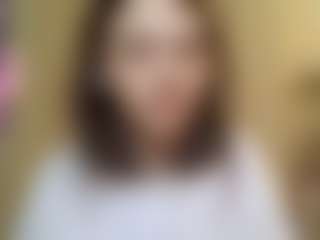 Live cam show with AyanaBetance - Body Massage on livesuperchat.net