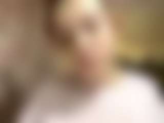 Live cam show with AyanaBetance - Hairy Pussy Brown Hair on AdultVida.com