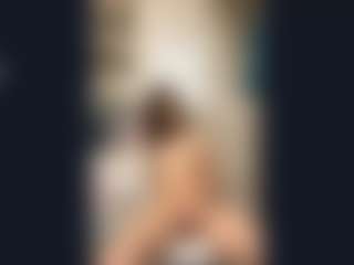Live cam show with AyanaBetance - Schoolgirl on Hubzter Live