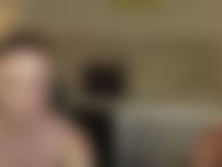 Ella054's Live Sex Cam Show