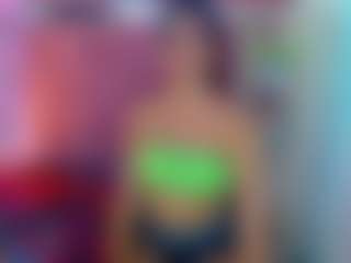 Live cam show with Jessicahott01 - Lean on CamClone