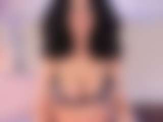 Live cam show with Lilithadams - Drinking on Camsoda
