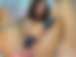 Anya-Belle's Live Sex Cam Show