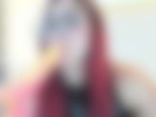 Live cam show with CHERRYFLAME-VC - Nipple Piercings on xDating