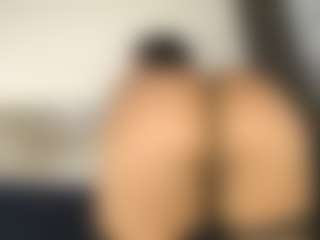 Live cam show with KamelyHott - Gray Eyes on instabang