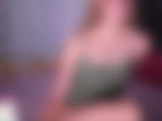 Kim-dolls1823's Live Sex Cam Show