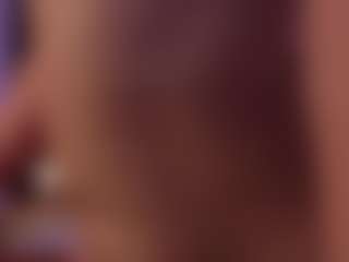 MiaaFarrel's Live Sex Cam Show