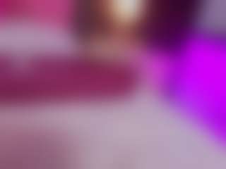 Live cam show with MiaaFarrel - Anal on StripNow