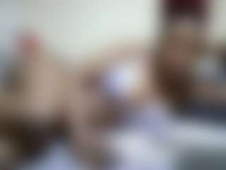 Live cam show with RavenHeat - Petite on Gym Cam Girls