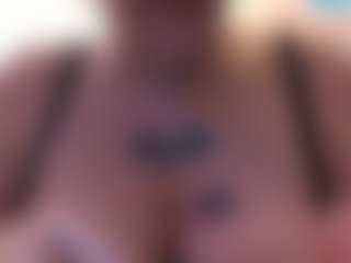 ScrawburryBBW's Live Sex Cam Show