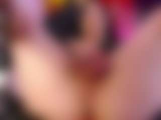 Live cam show with Ashleyparkerr - Teen (18+) on Camsoda