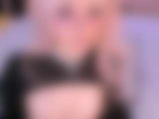 Live cam show with bizzynoar - Oil on crypto-cams