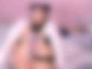 bizzynoar's Live Sex Cam Show