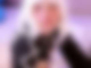 bizzynoar's Live Sex Cam Show