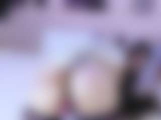 Live cam show with bizzynoar - Cute on Milfs Live