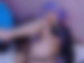 Live cam show with bizzynoar - Camel Toe on TeamSkeetLive
