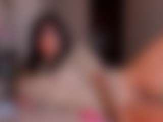 reyniri's Live Sex Cam Show