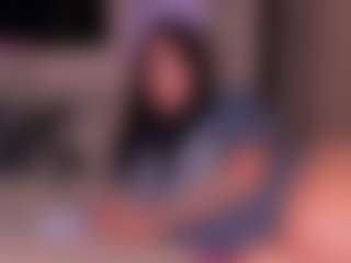 reyniri's Live Sex Cam Show