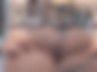 Live cam show with ScarlethNyx - Ass Bouncing on Camsoda