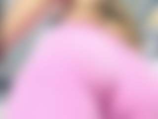 Live cam show with ScarlethNyx - Camel Toe on Camsoda