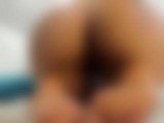 Live cam show with alanaablue - Ass Clapping on Sweet Sext