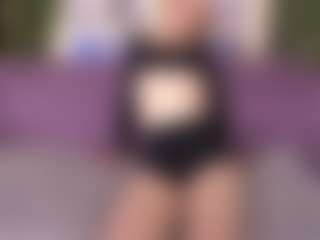 AnnaCandyy's Live Sex Cam Show