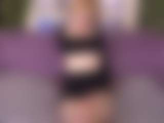 AnnaCandyy's Live Sex Cam Show