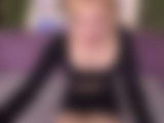 AnnaCandyy's Live Sex Cam Show