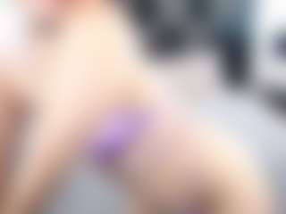 AnnaCandyy's Live Sex Cam Show