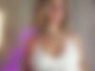 OlimpiaMiano's Live Sex Cam Show