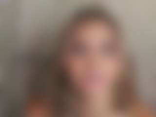 Live cam show with OlimpiaMiano - Teen (18+) on Dare Cams