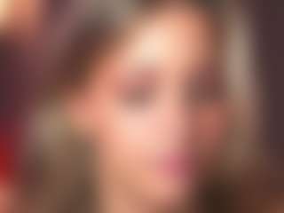Live cam show with OlimpiaMiano - Teen (18+) on AdultVida.com