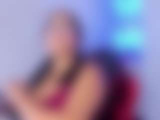 Live cam show with susan-moore29 - Facial on friskycurves.com