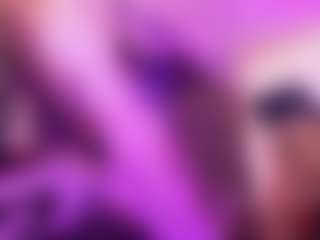 Live cam show with susan-moore29 - Oil on Milfs Live