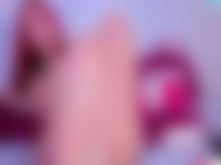Live cam show with LunaBlakee - Red Hair on CamwithHer