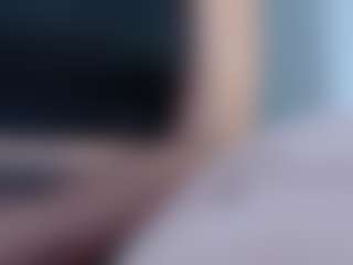 Live cam show with hilari - Drinking on 1on1-livenow